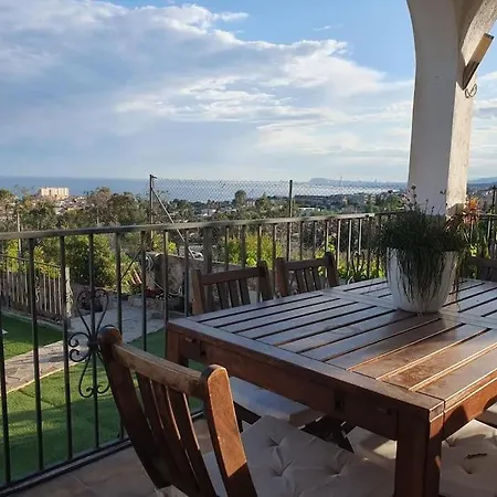 Casa Con Gran Jardin Y Unas Preciosas Vistas Holiday home *